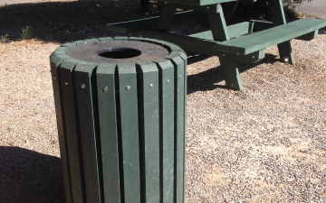 MOBILIER URBAIN