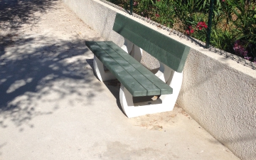 MOBILIER URBAIN