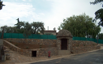 MUR EN PIERRE